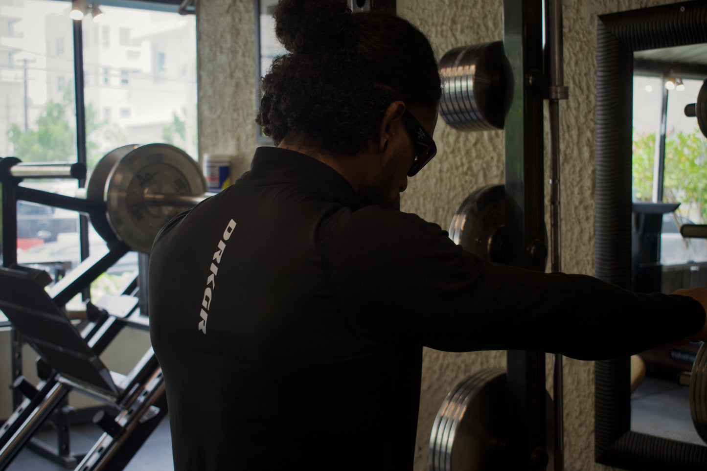 NOIR LONG SLEEVE