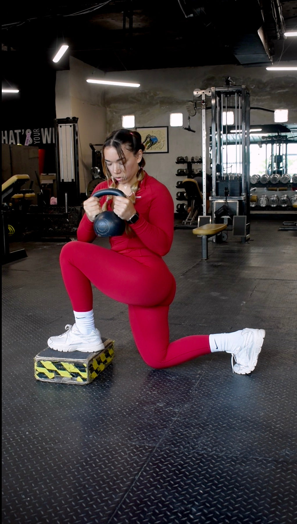 CRIMSON LEGGINGS